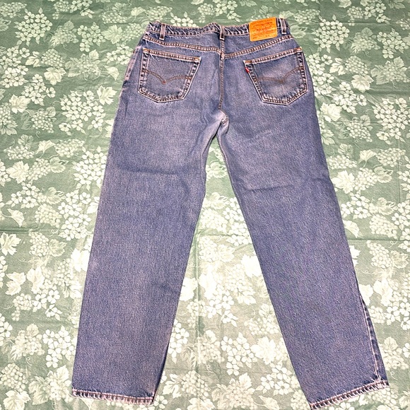 Vintage Mens Levi Relaxed Fit 550 Size: 36x32 - Picture 4 of 14